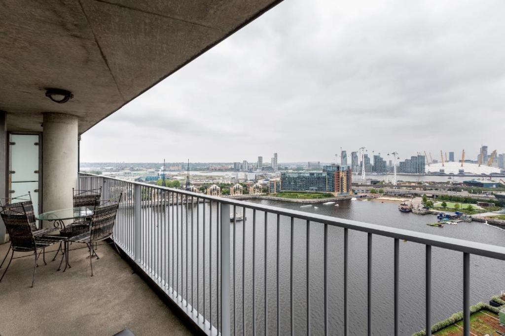 Excel Dock Apartments Londres Exterior foto
