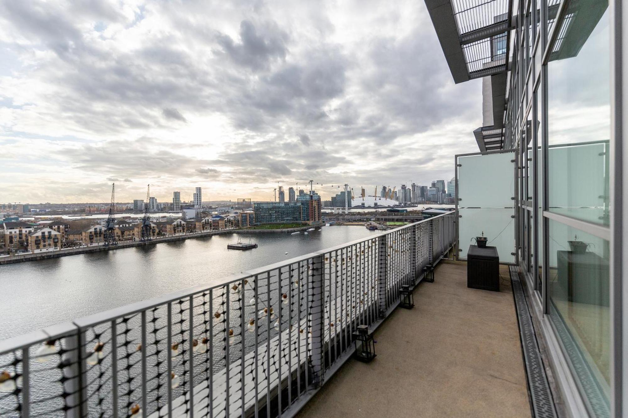 Excel Dock Apartments Londres Exterior foto